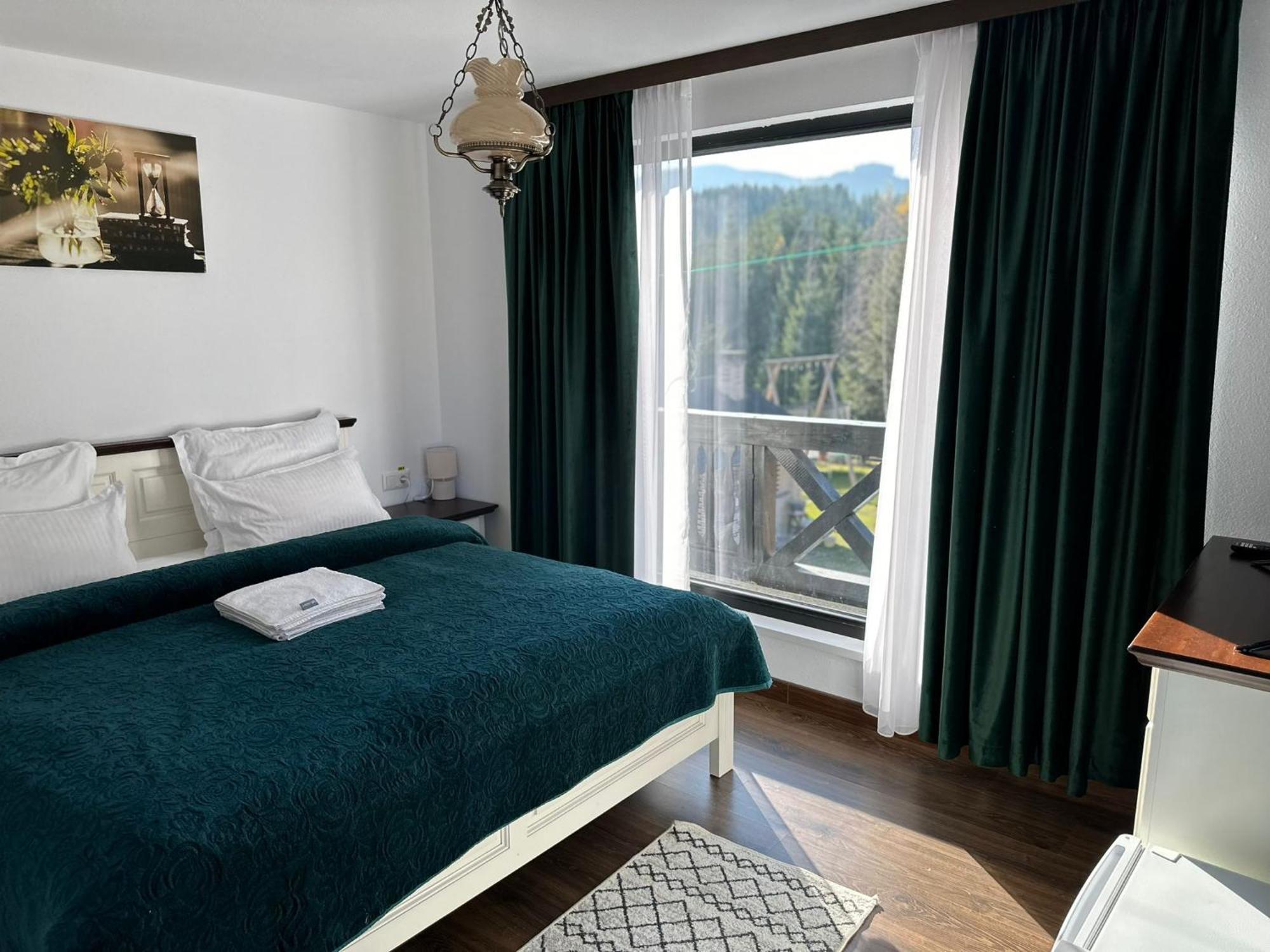 Conacul Muntii Bucovinei Hotel Campulung Moldovenesc Luaran gambar